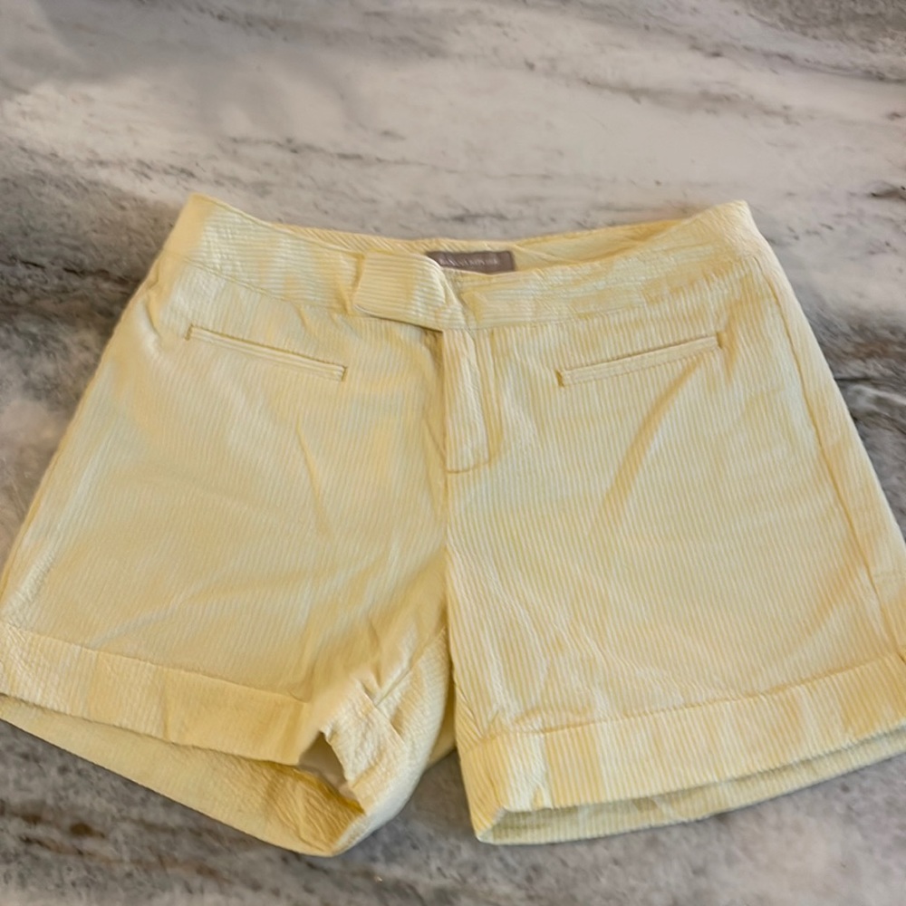 Yellow seersucker ladies shorts